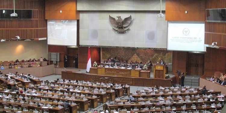 Tok! DPR Batal Sahkan RUU Pilkada