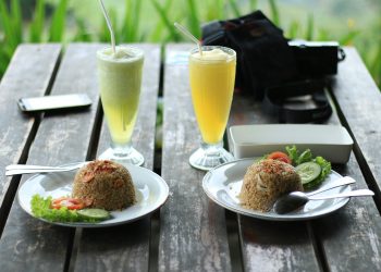 Survei: Masakan Lokal dan Makanan Instan Jadi Pilihan Favorit Masyarakat Indonesia