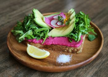 7 Makanan Penambah Berat Badan yang Sehat dan Efektif