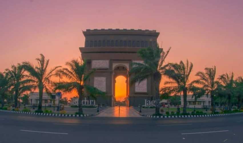 Simpang Lima Gumul Kediri-Instagram