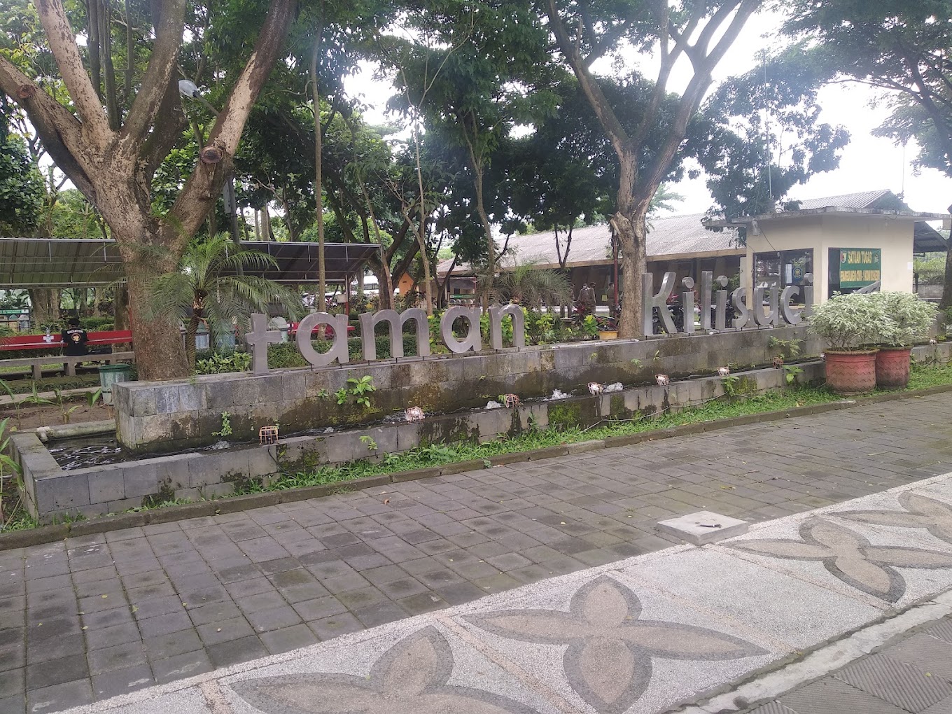 Taman Kilisuci Pare Kediri-Google Review-M Daud Dachlan