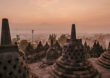 Jumlah Penduduk Jawa Tengah 2024 Berdasarkan Pendidikan