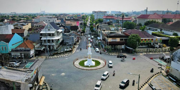 Jumlah Penduduk Yogyakarta 2024 Berdasarkan Tingkat Pendidikan
