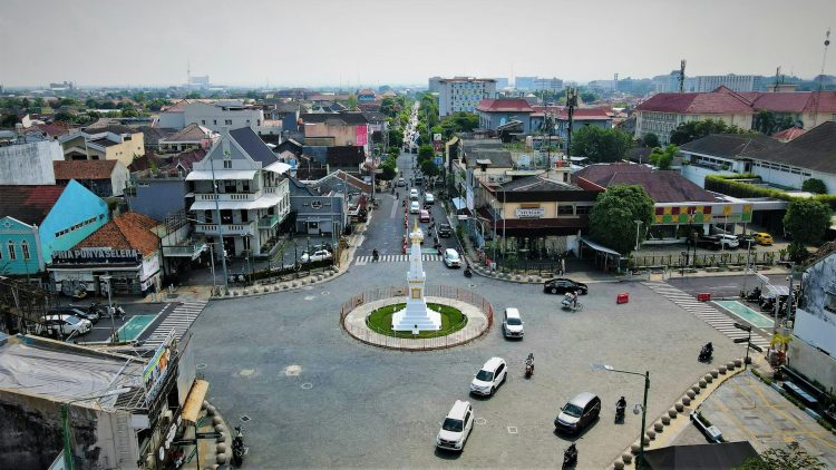 Jumlah Penduduk Yogyakarta 2024 Berdasarkan Tingkat Pendidikan