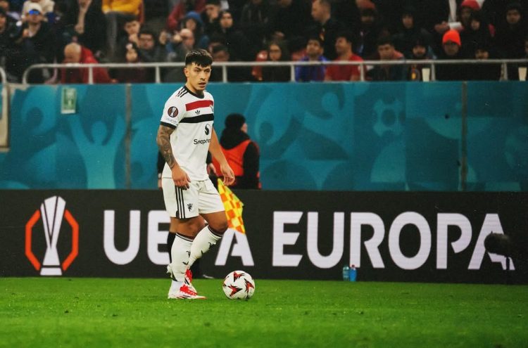 Lisandro Martinez Cedera ACL, MU Terancam Kehilangan Pilar Pertahanan