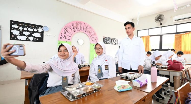 Jumlah Penerima Program Makan Bergizi Gratis Capai 2,05 Juta Orang