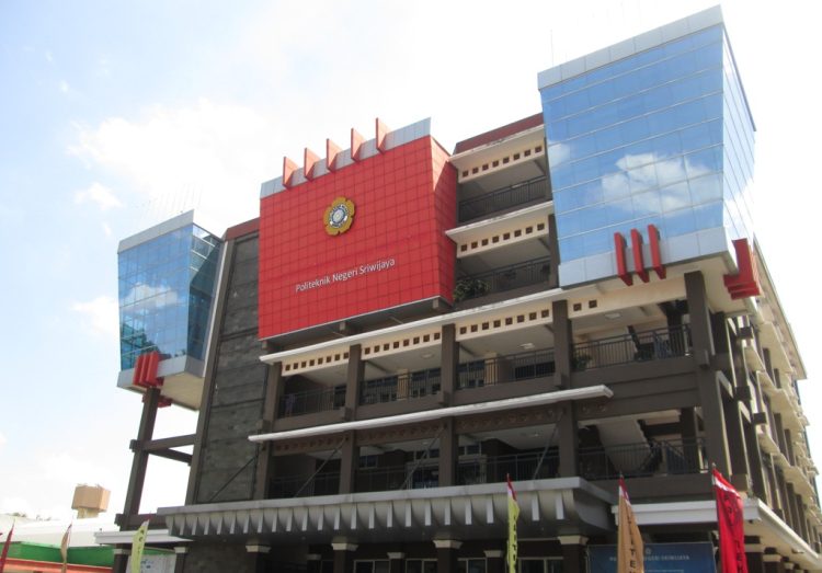 PTN Vokasi dengan Penerimaan SNBP Terbanyak 2025