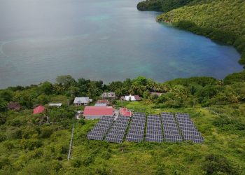 Sambut Hari Bumi, PLN PUSMANPRO Sukses Energize PLTS dan Jaringan Listrik di Desa Pahepa dan Tapile, Sulawesi Utara