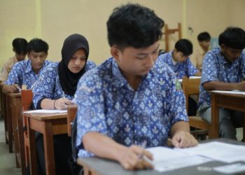 Mayoritas Mahasiswa Masih Menyontek, KPK Soroti Integritas di Dunia Pendidikan