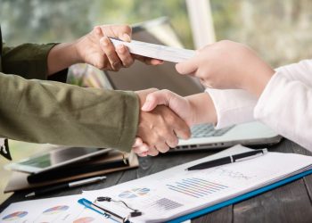 Gaji Masih Jadi Incaran Utama Anak Muda Global di 2025