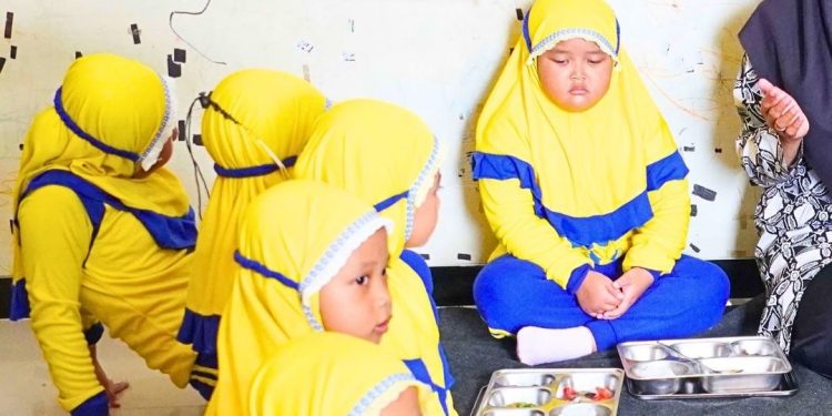 Jumlah Penerima Program Makan Bergizi Gratis di Indonesia Tembus 5,59 Juta Orang per Juli 2025