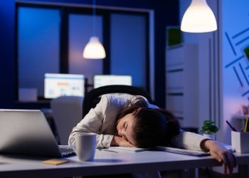 Penyebab Gangguan Kesehatan Mental Mahasiswa Indonesia Kurang Tidur hingga Burnout Akademik