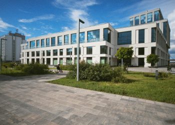 Revitalisasi Sekolah 2025 10.440 Satuan Pendidikan Diperbaiki di Seluruh Indonesia