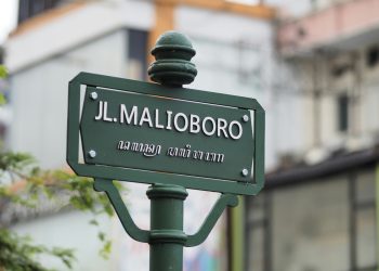 Jumlah Penduduk DI Yogyakarta 2025 Menurut Kabupaten Kota