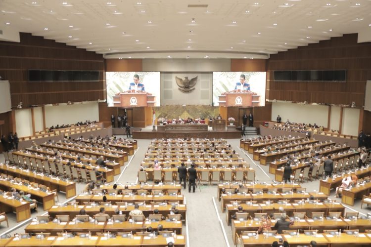 Kelompok Umur Anggota DPR 2024-2029 Didominasi Usia 51–60 Tahun