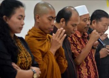 Penduduk Indonesia Semester I 2025 Menurut Agama, Islam Masih Mayoritas