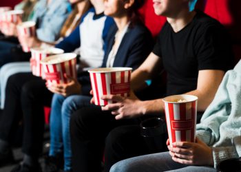 10 Kota dengan Harga Tiket Bioskop Termahal di Dunia 2025