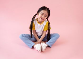 Hari Anak Perempuan Sedunia, Ini Jumlah Anak Perempuan di Indonesia 2024