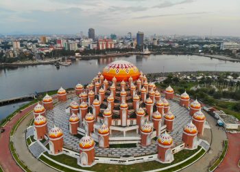 Jumlah Penduduk Sulawesi Selatan 2025 Capai 9,56 Juta Jiwa