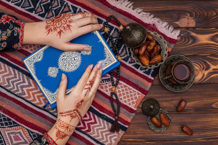 Populasi Muslim di Dunia 2025 Indonesia Teratas, Pakistan dan India Menyusul