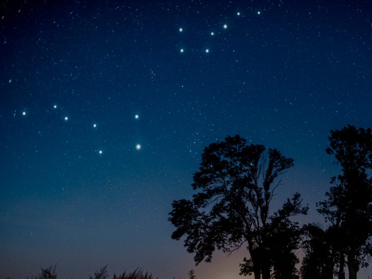 Fenomena Langit Mei 2026: Dua Bulan Purnama hingga Hujan Meteor Eta Aquarid