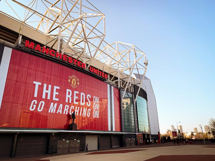 Prediksi Man United vs Liverpool 3 Mei 2026, Peluang Red Devils Kunci Tiket Liga Champions