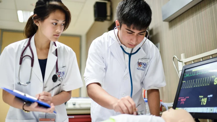 10 Universitas dengan Jurusan Kedokteran Terbaik di Asia Tenggara Versi QS 2026