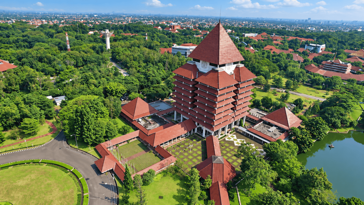 10 Kampus Indonesia Terbaik untuk Karier Versi QS 2027, UI, ITB, atau UGM (1)