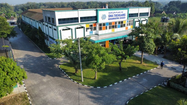 10 SMA Berprestasi di Indonesia Berdasarkan Data SIMT, Jawa Tengah Mendominasi (1)