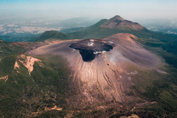 127 Gunung Api Aktif di Indonesia 2026, Provinsi Mana yang Paling Banyak