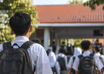 Hampir 3 dari 10 Remaja Usia SMA di Indonesia Tidak Bersekolah, Tertinggi dalam 11 Tahun