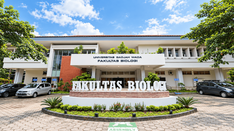 Universitas Jurusan Biologi Terbaik di Indonesia Versi QS 2026, UGM Nomor 1 (2)