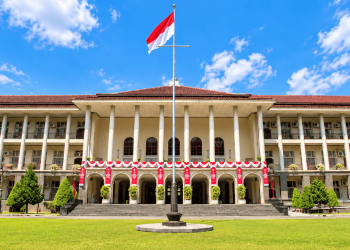 Biaya Kuliah IUP UGM 20262027 Kedokteran Gigi Tertinggi, Ini Simulasi 8 Semester