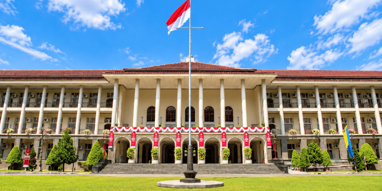 Biaya Kuliah IUP UGM 20262027 Kedokteran Gigi Tertinggi, Ini Simulasi 8 Semester