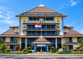 Gaji Lulusan Akuakultur vs Teknologi Hasil Perikanan Unair, Mana Lebih Tinggi?