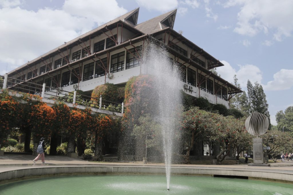 Kampus dengan Riset Paling Banyak Disitasi, Apakah SINTA Score-nya Juga Tinggi
