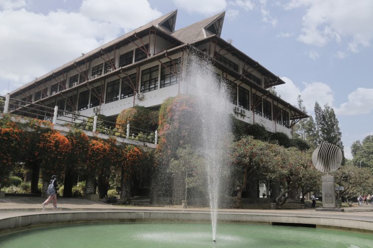 Kampus dengan Riset Paling Banyak Disitasi, Apakah SINTA Score-nya Juga Tinggi