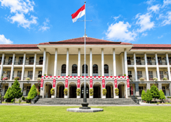Kekuatan dan Kelemahan 10 Kampus Terbaik Indonesia di THE WUR 2027