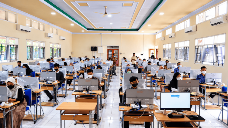 Kuliah D4 atau S1, Mana Lebih Ketat di SNBT 2026 Ini Datanya