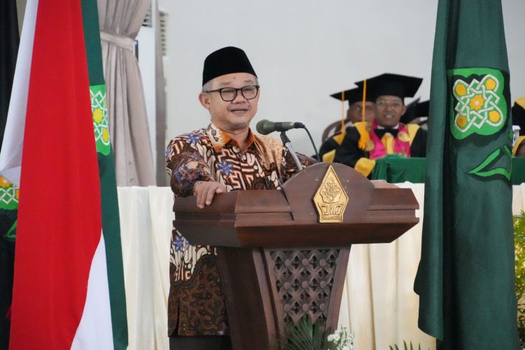 Siswa Tak Otomatis Naik Kelas pada 2027 - Ini Data Murid yang Mengulang di Indonesia